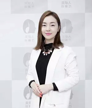 昭通金佳玭 美容协会会长